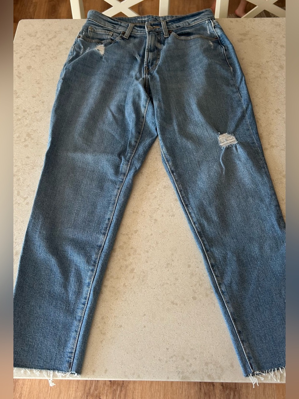 Women’s Blue Distressed Jeans